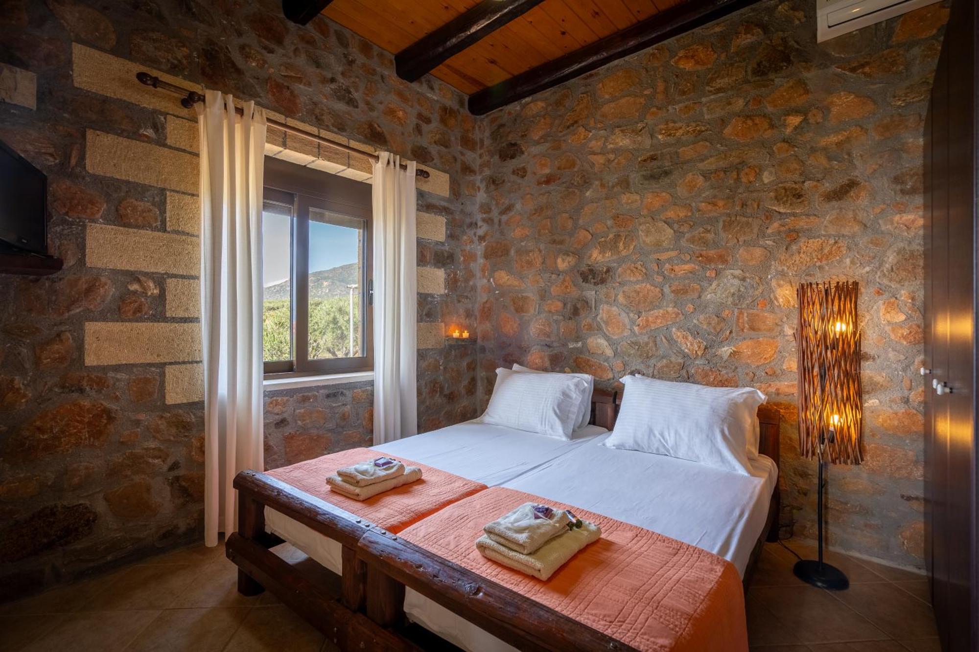 Blue Pearl Villa AmigdhalokeFálion エクステリア 写真