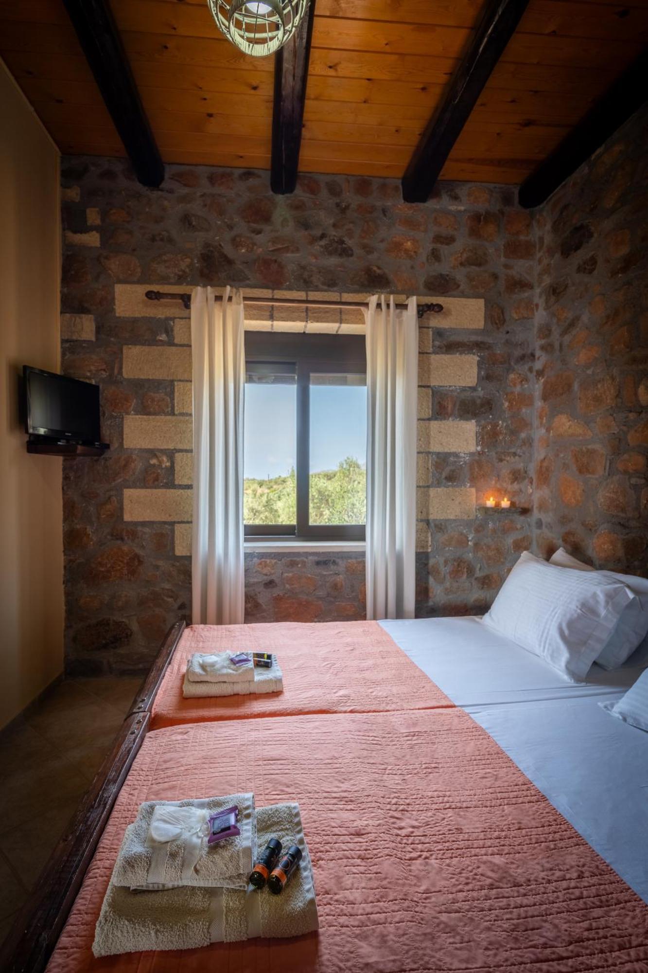 Blue Pearl Villa AmigdhalokeFálion エクステリア 写真