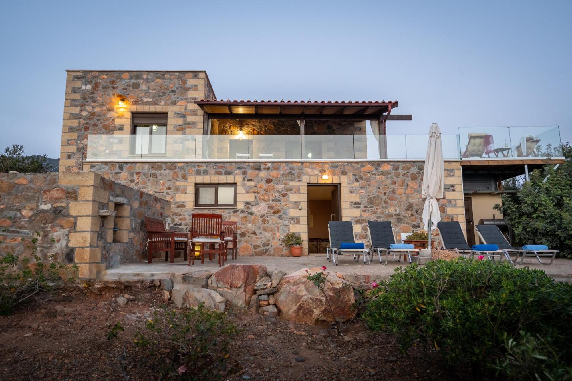 Blue Pearl Villa AmigdhalokeFálion エクステリア 写真